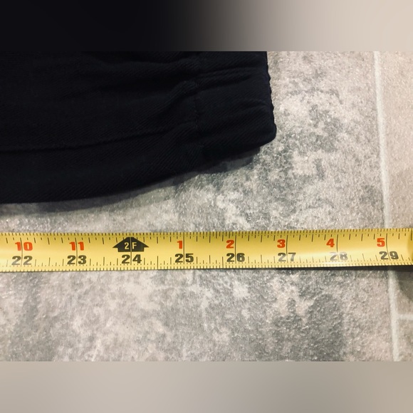 🎉HP🔥HOT TOPIC🔥Black Denim Chain Jogger Pants🔥Measurements in Pics🔥 - Picture 9 of 15